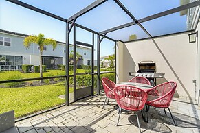 Themed Bedrooms: Kissimmee Gem w/ Pool Access!