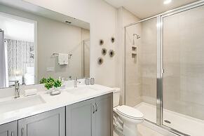 Themed Bedrooms: Kissimmee Gem w/ Pool Access!