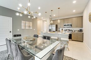 Themed Bedrooms: Kissimmee Gem w/ Pool Access!