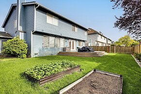 Home Theater & Large Backyard Deck: Tacoma Abode!