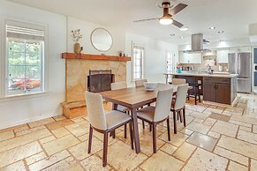 3 Mi to Dtwn Shops & Eats: Mesa Home w/ Pool!