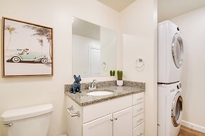 Near TBK Bank Sports Complex: Quad Cities Townhome