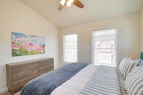 Near TBK Bank Sports Complex: Quad Cities Townhome