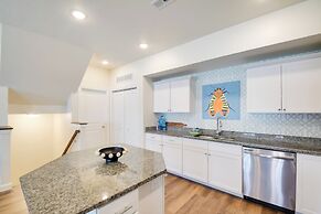 Near TBK Bank Sports Complex: Quad Cities Townhome