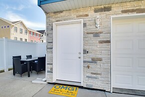 Near TBK Bank Sports Complex: Quad Cities Townhome
