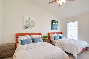 Near TBK Bank Sports Complex: Quad Cities Townhome