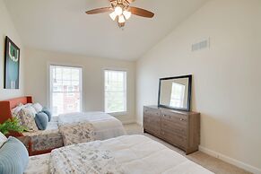 Near TBK Bank Sports Complex: Quad Cities Townhome