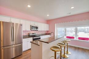 2 Mi to TBK Bank Sports Complex: Townhome w/ Patio