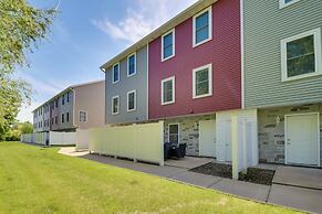 2 Mi to TBK Bank Sports Complex: Townhome w/ Patio