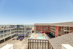 Steps to Shore: Newly Renovated Dewey Beach Home!