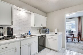 2 Mi to Lake Hefner: Modern Townhome!