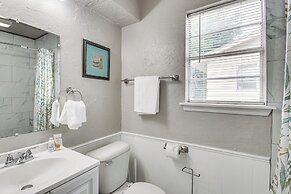 2 Mi to Lake Hefner: Modern Townhome!