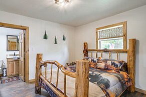 Fish & Hike: Peaceful Cabin on Williamson River