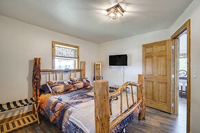 Fish & Hike: Peaceful Cabin on Williamson River