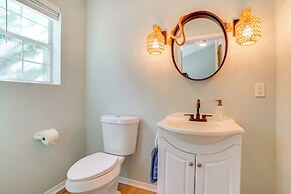 5 Mi to Historic Granbury Square: Lakefront Escape