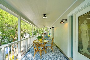 5 Mi to Historic Granbury Square: Lakefront Escape