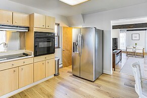 4 Boat Slips: Getaway on Mouth of Clinton River!