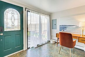 4 Boat Slips: Getaway on Mouth of Clinton River!