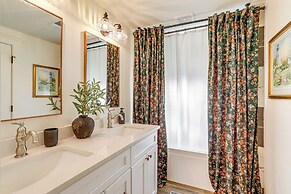 Greers Ferry Lake Retreat: Game Room + Fire Pit!