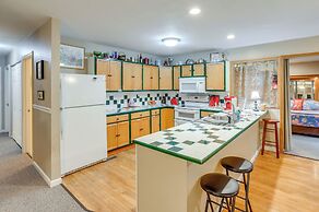 Walk to Dtwn: Ironton Home in Historic District