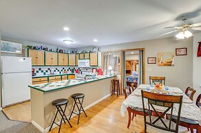 Walk to Dtwn: Ironton Home in Historic District