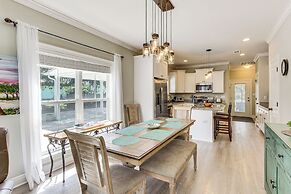 < 1 Mi to Shore & Pier: Relaxing Long Beach Escape