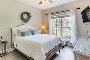 < 1 Mi to Shore & Pier: Relaxing Long Beach Escape