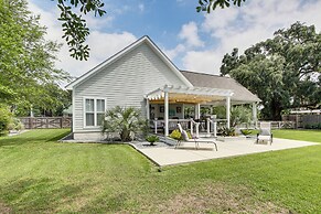 < 1 Mi to Shore & Pier: Relaxing Long Beach Escape