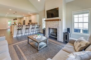 3 Mi to Campus: Auburn Home w/ Deck + Fire Pit