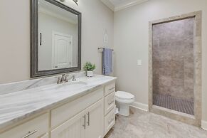 3 Mi to Campus: Auburn Home w/ Deck + Fire Pit