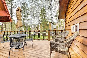 Hot Tub + Arcade Table: Spacious Retreat in Lead