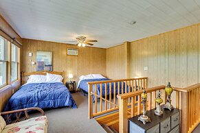 Walk to Wyalusing Beach: Cabin w/ River View!