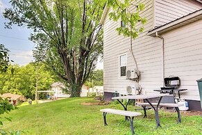 4 Mi to Nolichucky River: Apt w/ Shared Yard!