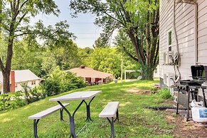 4 Mi to Nolichucky River: Apt w/ Shared Yard!