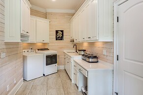 2-story Dock & Deck at Huge Family Home in Doyle!