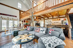 True North Farm House - Historic Family Home