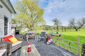 True North Farm House - Historic Family Home