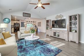 1 Mi to Shopping District: Chic Springfield Home