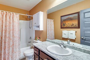 1 Mi to Shopping District: Chic Springfield Home