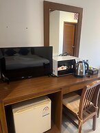 SK Residence And Restaurant Patong