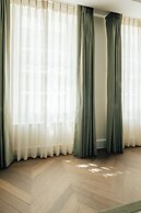 Claridge House by SLO