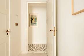 Claridge House by SLO