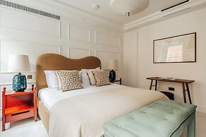 Claridge House by SLO