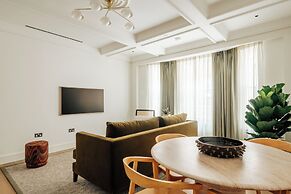 Claridge House by SLO