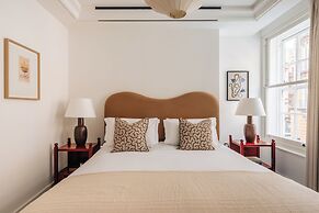 Claridge House by SLO