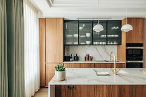 Claridge House by SLO