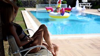 Sweet Home Kemer Apartments