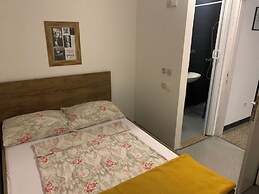 Hostel Kantun