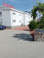 Hostel Kantun