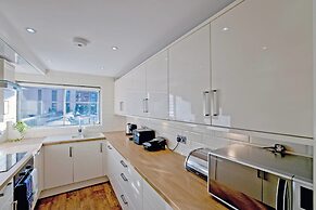 Imperial Queensway Apartment